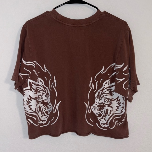 Darc Sport Wolves Club 2 Wolves Cropped Tee - Picture 3 of 9